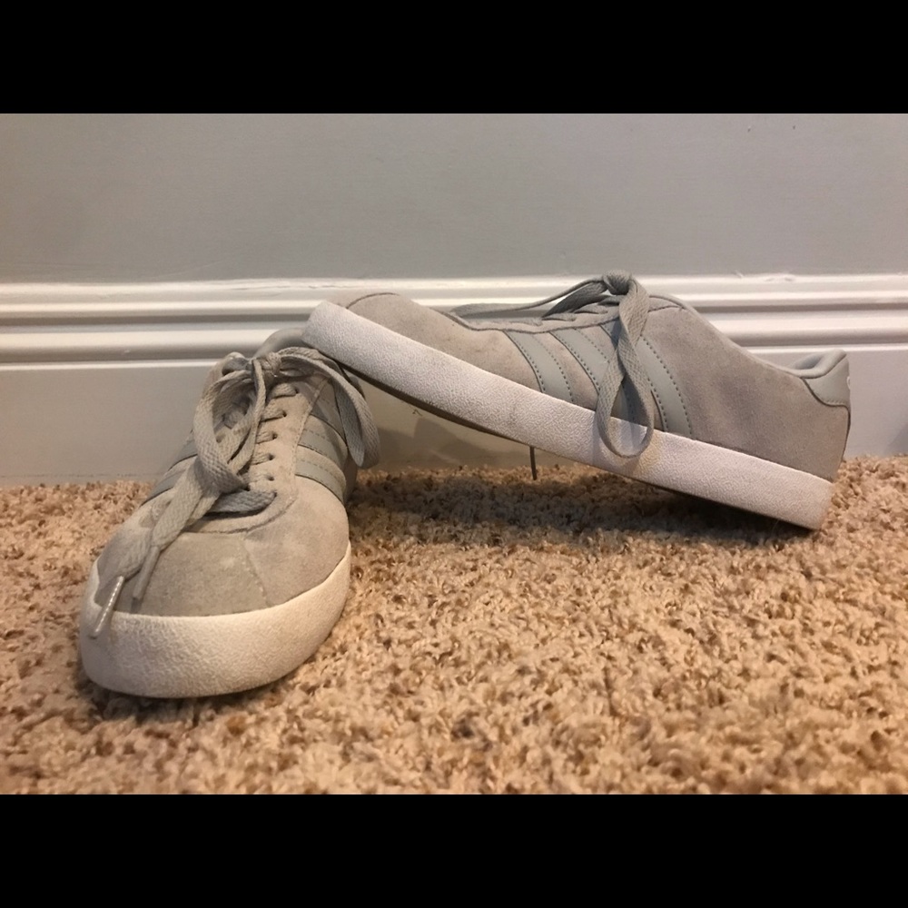 Adidas Tennis Shoes